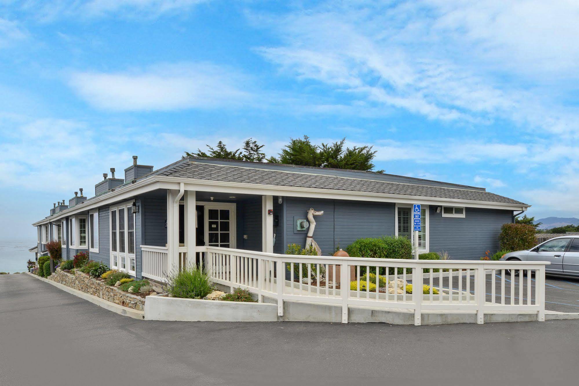 Sand Pebbles Inn Cambria Exterior foto